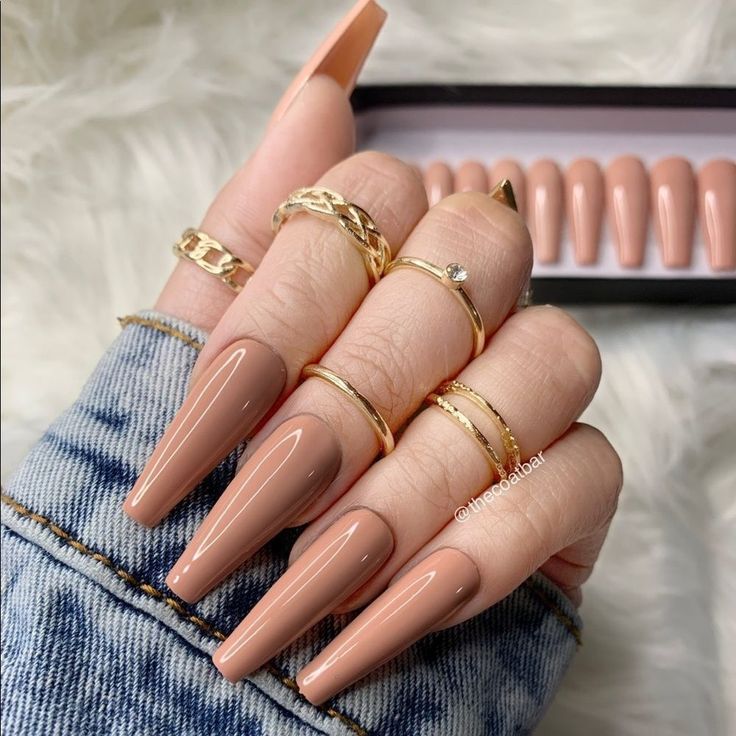 25 Stunning Nude Nail Designs for Every Skin Tone 2 32ecfedcde0b1a408bf3266024f21ad1