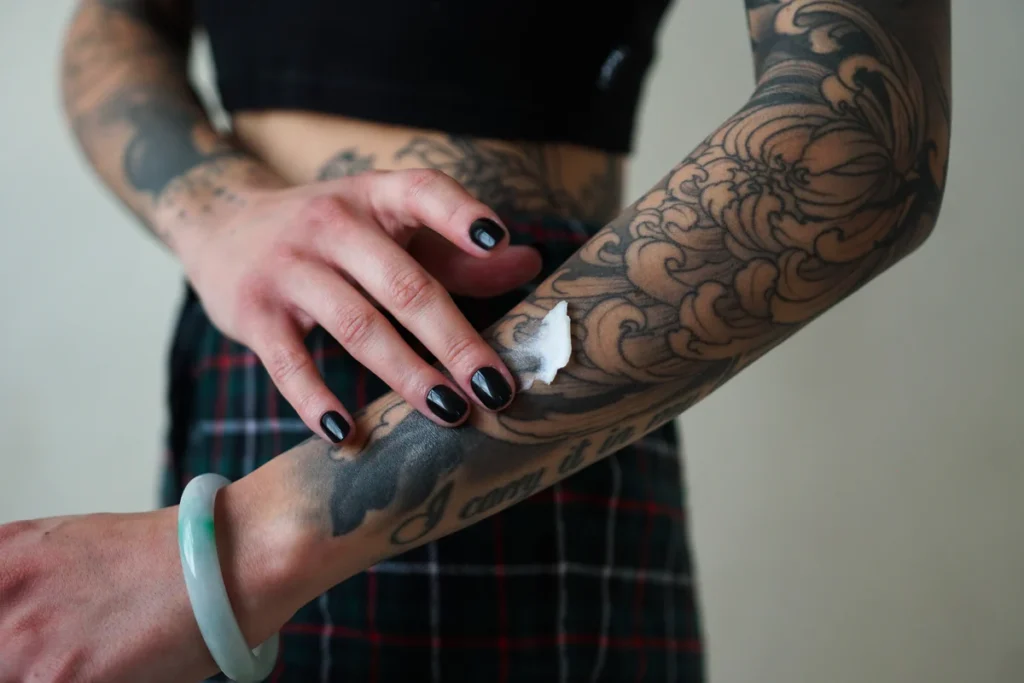 Best Tattoo Aftercare Routine for Long-Lasting Ink 3 GC 05700 1200x1200