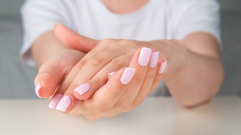 Nail Growth Secrets: Natural Ways to Strengthen and Lengthen Your Nails 4 Nail Hydration Techniques