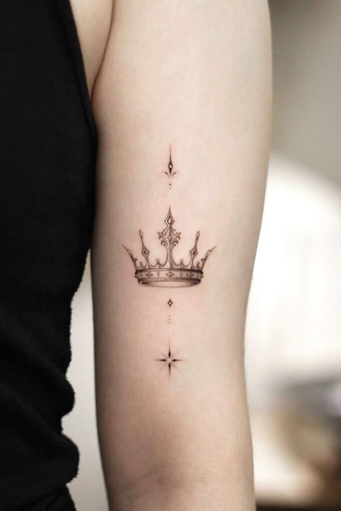 Minimalist Tattoos: The Latest Trend in Body Art 25 aa0c19ca4db13bc9fdfd9fc2890f2baf