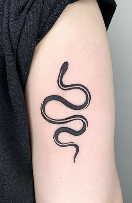 Top 30 Small Tattoo Ideas for Women in 2025 26 abe60fb74a458191276a37bc4bb36676