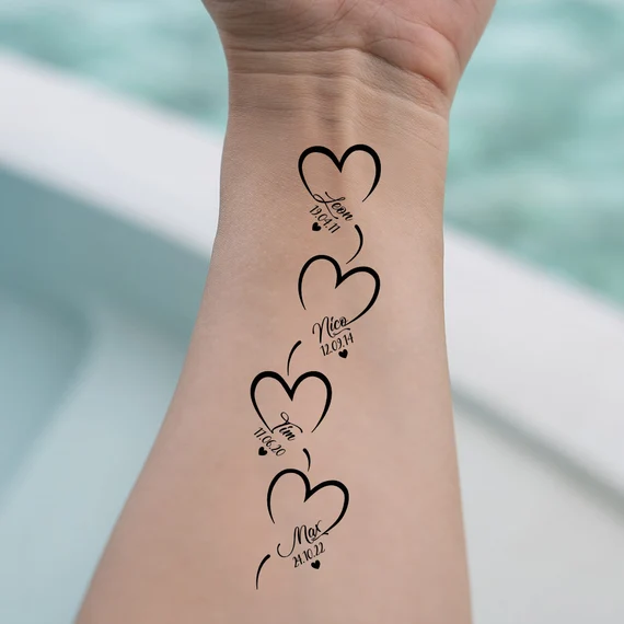 Best Minimalist Tattoo Ideas for 2025 – Elegant and Meaningful Designs 9