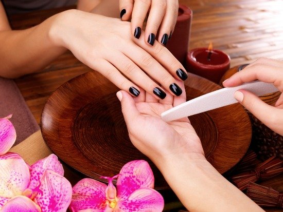 How to Make Your Manicure Last Longer (Salon & DIY Tips) 11 nailcare1