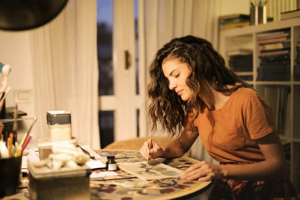 10 Fashion Mistakes to Avoid in 2025 (And What to Do Instead) 7 pexels andrea piacquadio 3771055 1024x683 1