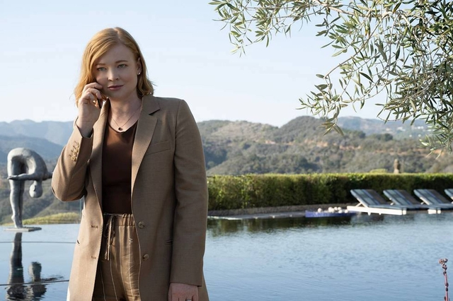 2025 Accessories Trends: Bags, Shoes & Jewelry That Elevate Every Look 17 sarah snook