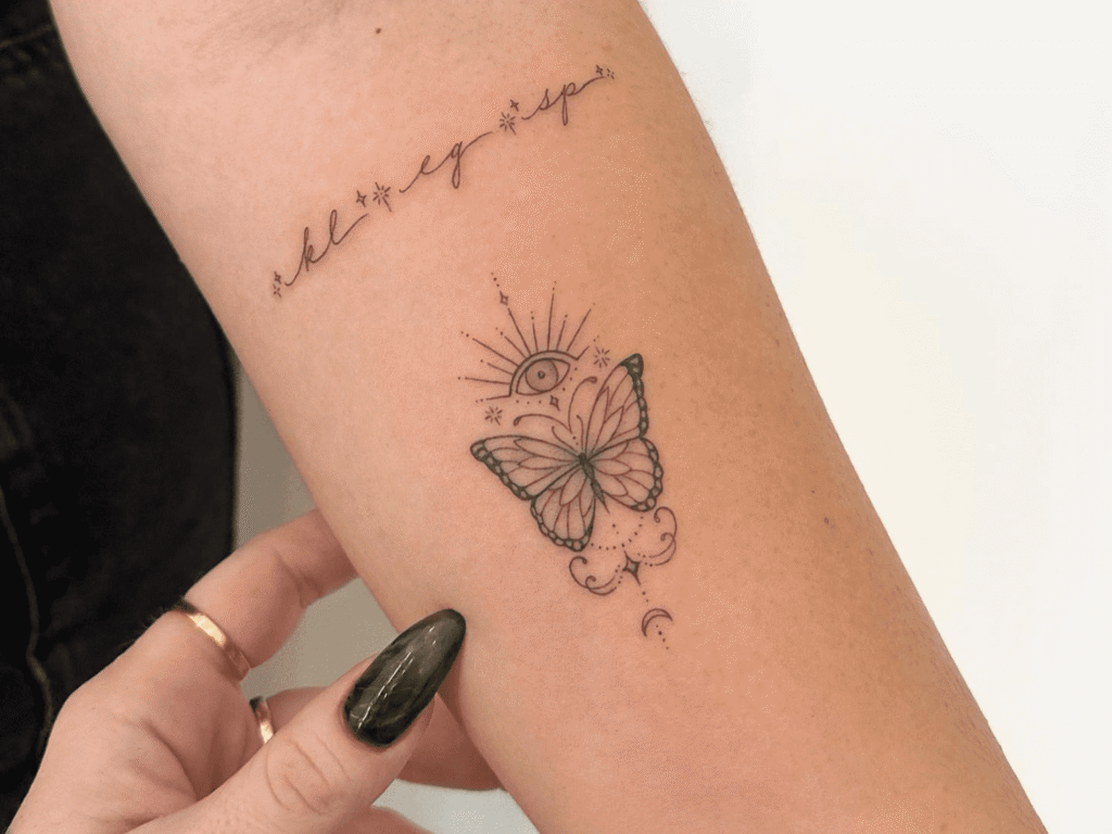 How to Clean and Protect Your New Tattoo: Day 1 to Day 30 3 tattoohealing 51fb32ec3f144b04adce28b470d1ab15 1